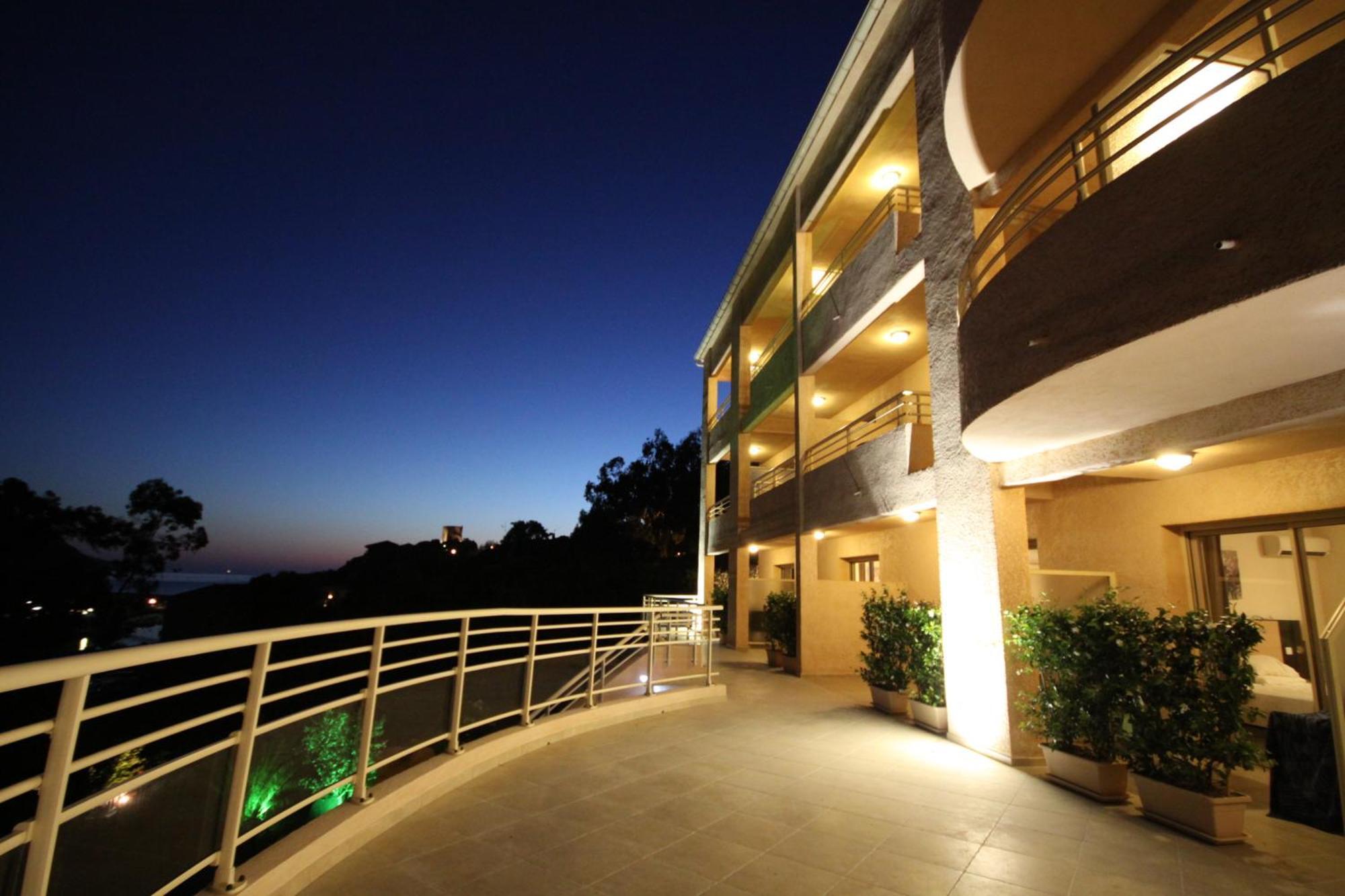 Hôtel et Résidence Costa Rossa Porto  Exterior foto